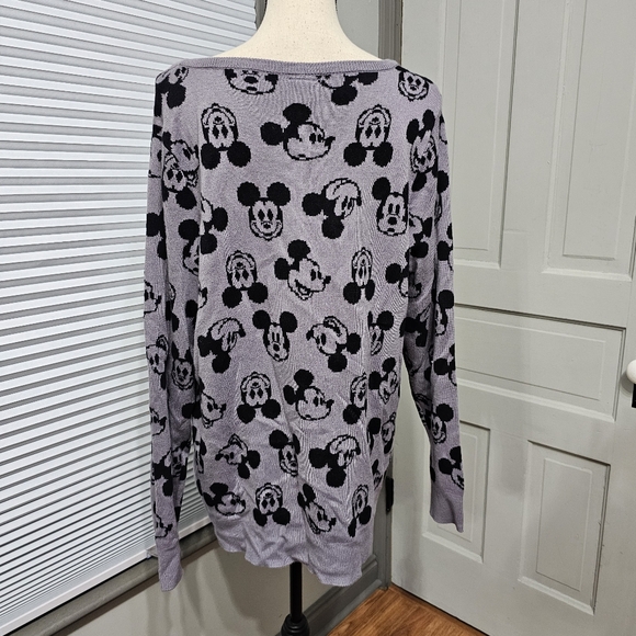 Torrid Disney Mickey Mouse Print Knitted Grey Sweater - Picture 4 of 7